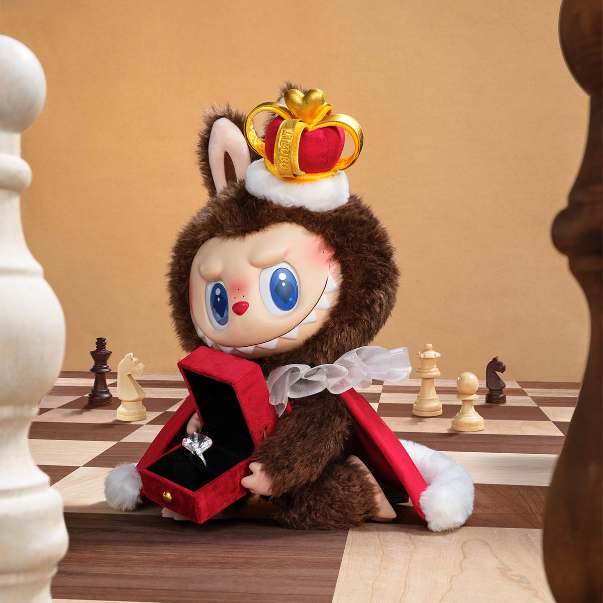 Let´s Checkmate King